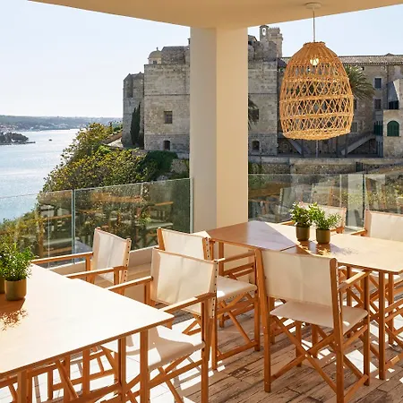 Otel Catalonia Mirador Des 4*