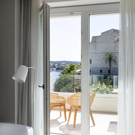 Otel Catalonia Mirador Des