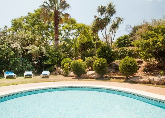 Отель Catalonia Mirador Des Маон