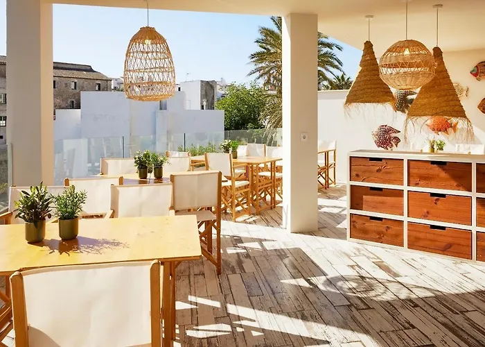 Отель Catalonia Mirador Des